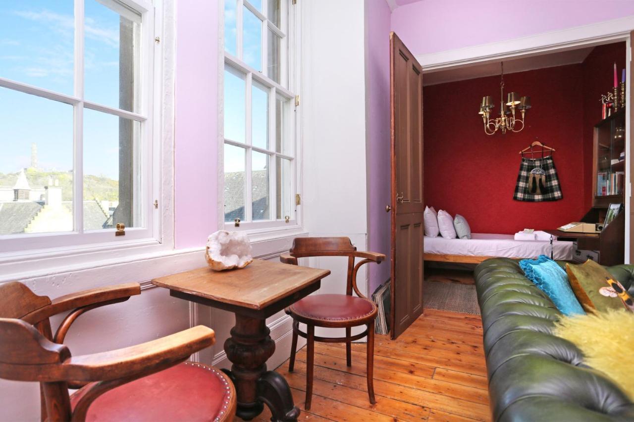 Joivy Iconic Colorful Home On The Royal Mile Εδιμβούργο Εξωτερικό φωτογραφία